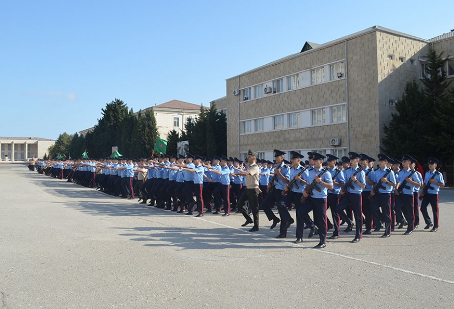 C.Naxçıvanski adına hərbi liseydə yeni qəbul olunan kursantların andiçmə mərasimi olub
