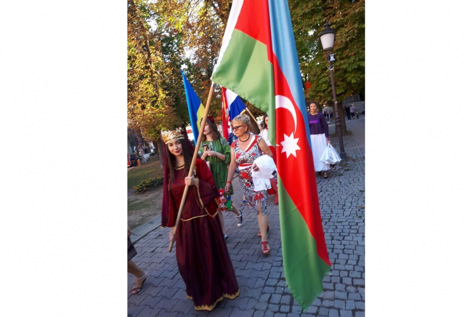 Xorvatiyada keçirilən Vinkovci Payız Festivalında Azərbaycanın mədəniyyəti, adət-ənənələri barədə məlumat verilib