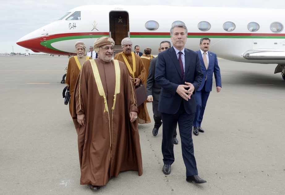 Начался визит председателя Государственного совета Омана в Азербайджан