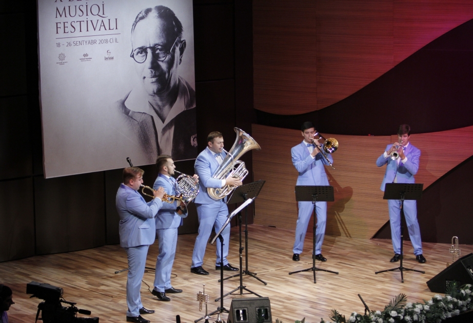 Bakıda dünya şöhrətli “New Life Brass” kvintetinin konserti olub