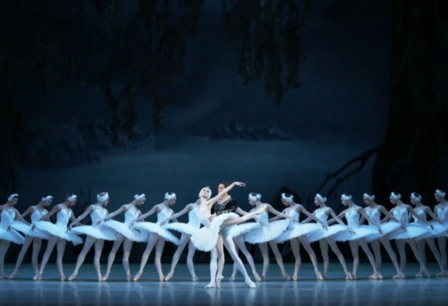 “Qu gölü” baleti Primorye səhnəsində Eldar Əliyevin quruluşunda nümayiş etdiriləcək