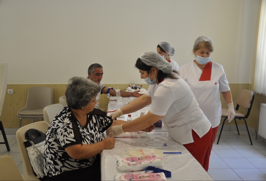 Şirvan şəhər sakinləri qan xəstəliklərindən əziyyət çəkənlərə dəstək olublar