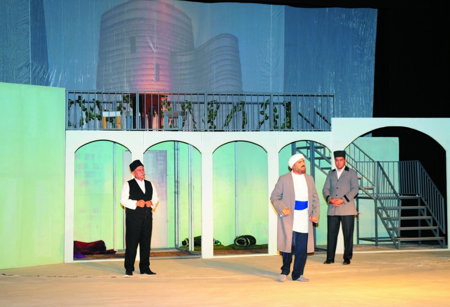 Naxçıvan Dövlət Musiqili Dram Teatrı 136-cı teatr mövsümünü açıb