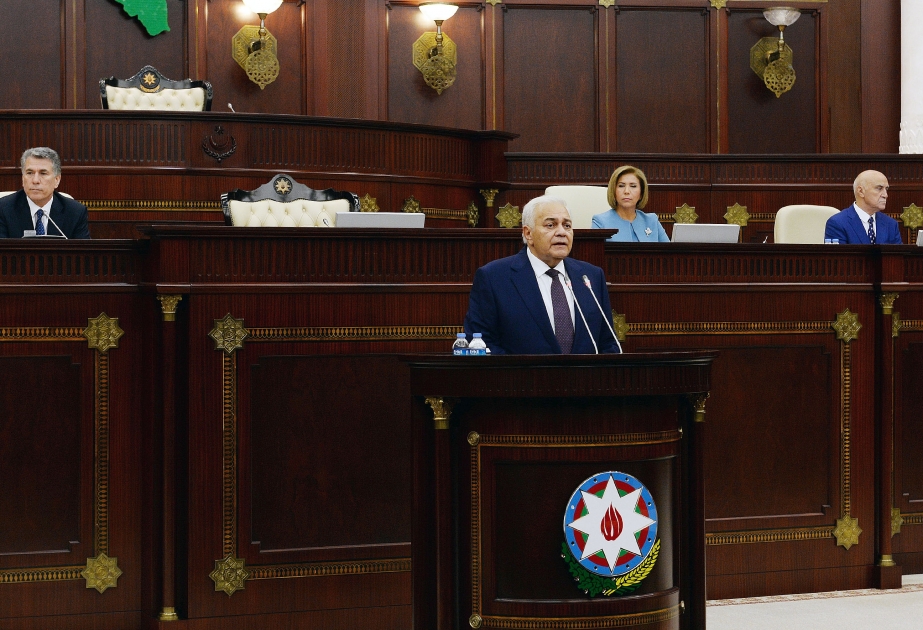 La réunion solennelle consacrée au centenaire du parlement azerbaïdjanais se poursuit