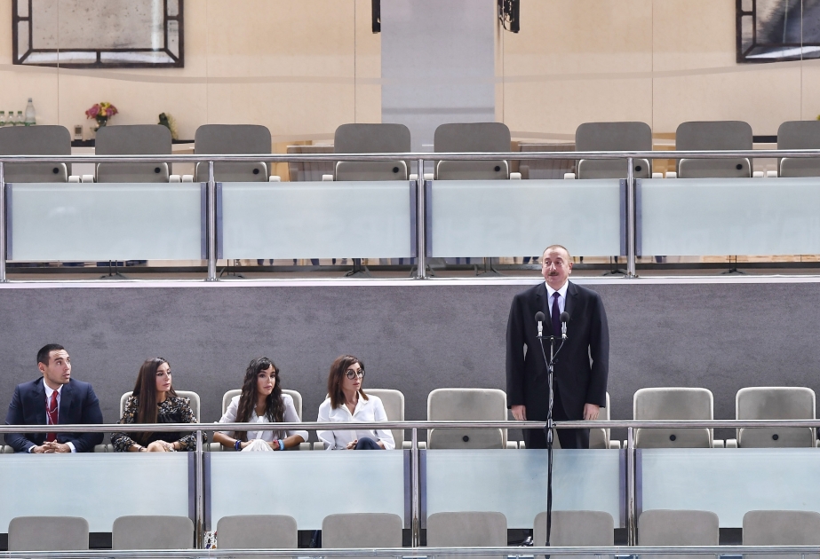 Feierliche Eröffnung der Judo-WM in Baku Präsident Ilham Aliyev nimmt an Eröffnungsfeier teil VIDEO