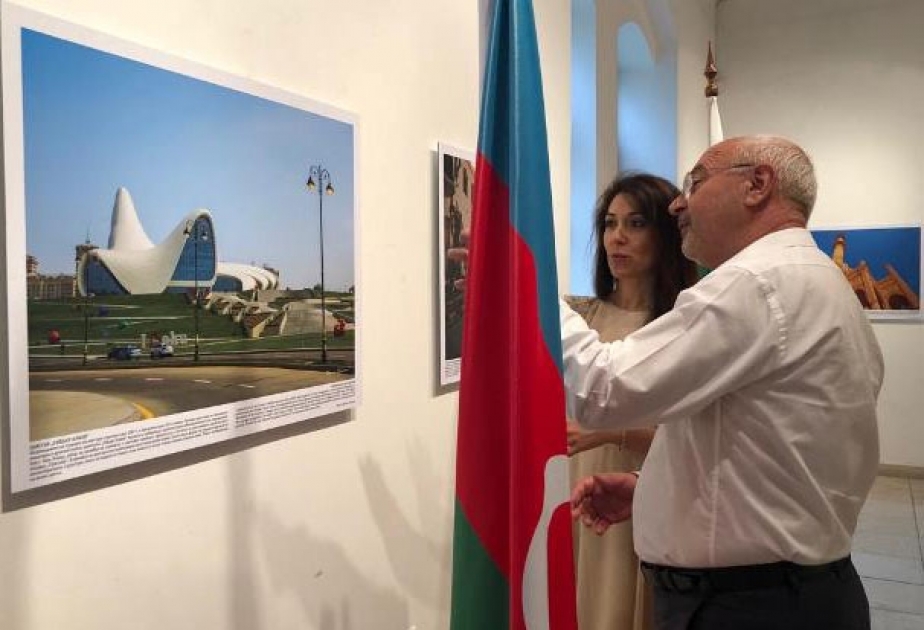 Bolqarıstanın Varna şəhərində Azərbaycan mədəniyyətinə dair fotosərgilər nümayiş etdirilib