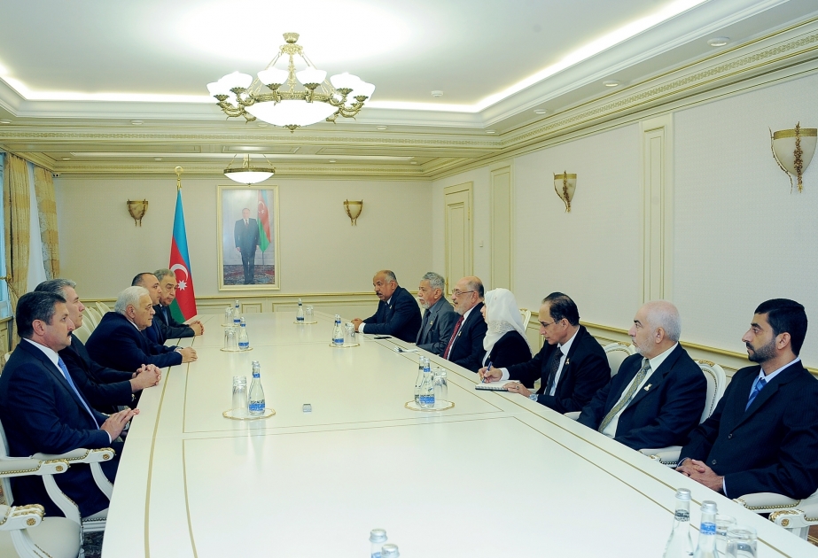 Azerbaijan, Oman discuss ways of developing relations