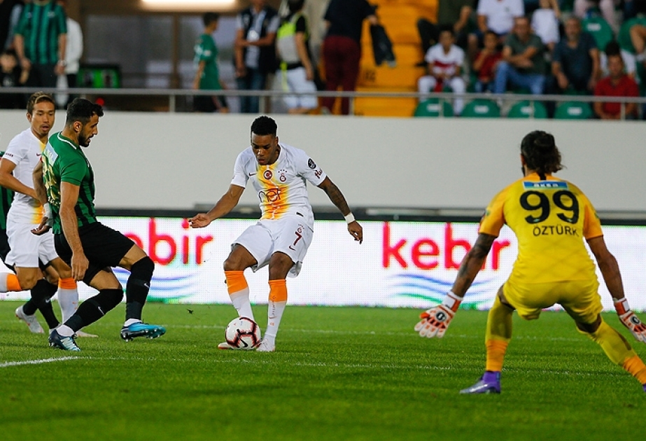 Türkiyə Superliqası: “Qalatasaray” mövsümdə ikinci dəfə böyük hesabla məğlubiyyətə uğrayıb