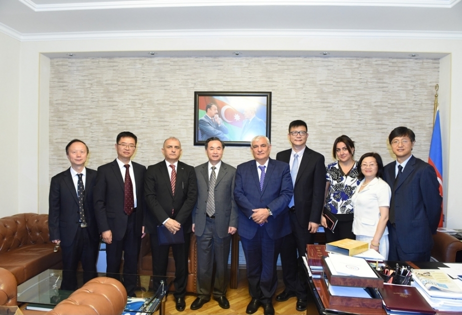 湖州师范学院代表团访问阿塞拜疆语言大学