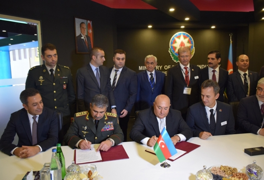 Müdafiə Sənayesi Nazirliyi ilə Müdafiə Nazirliyi arasında memorandum imzalanıb