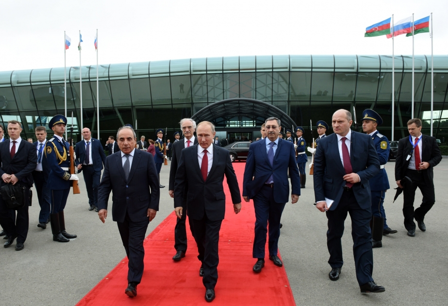 Рабочий визит Президента России Владимира Путина в Азербайджан завершен