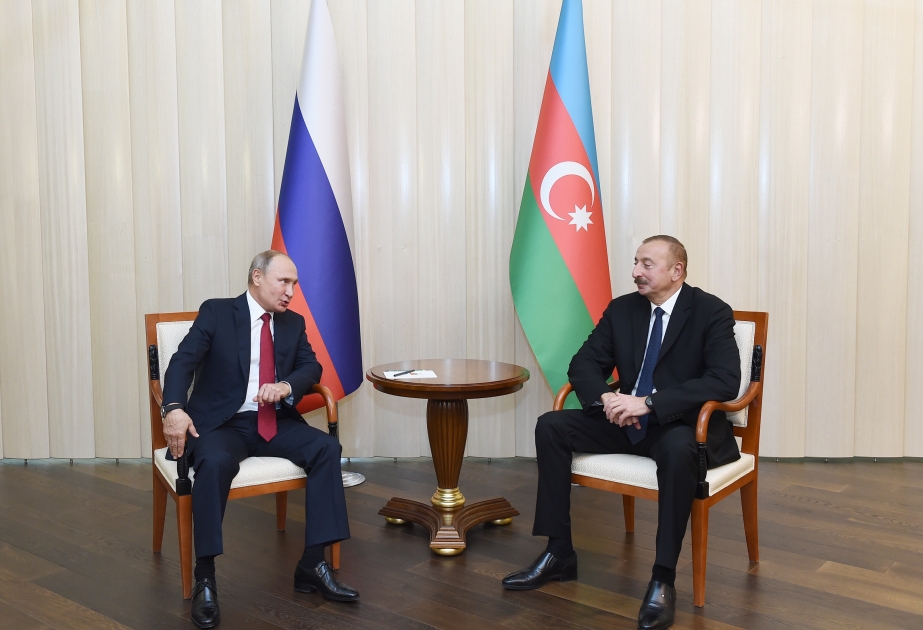 Entretien des présidents Ilham Aliyev et Vladimir Poutine à Bakou VIDEO