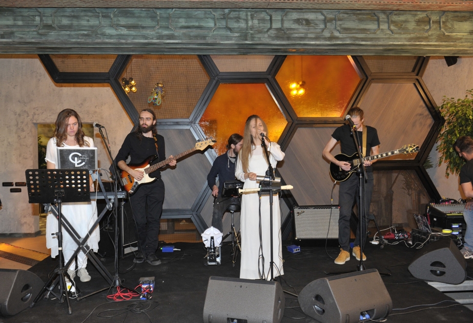 Bakıda “Cosmic Love” qrupu möhtəşəm konsert proqramı ilə çıxış edib