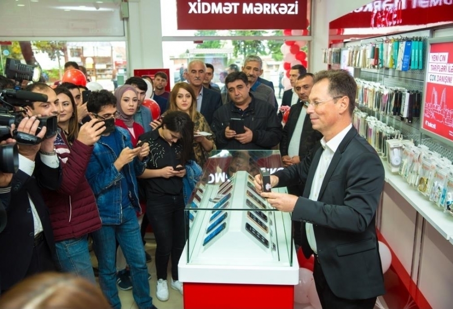 ®  Valuable gifts from Bakcell to first 50 customers of new Sales and Service Center in Zagatala
