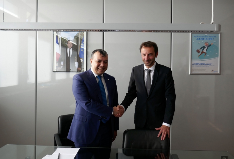 Le ministre azerbaïdjanais du Travail et de la Protection sociale a rencontré le directeur de la CNAV à Paris