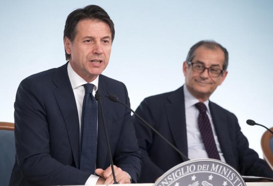 İtaliyanın Baş naziri: Büdcə kəsiri 2020-ci ildə 2,1 faiz, 2021-ci ildə isə 1,8 faiz olacaq