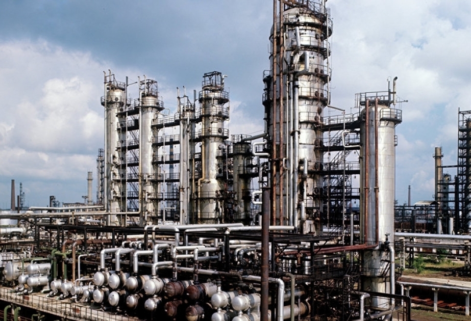 President of Azerbaijan: Modernization of Baku oil refinery will bring us big economic profit