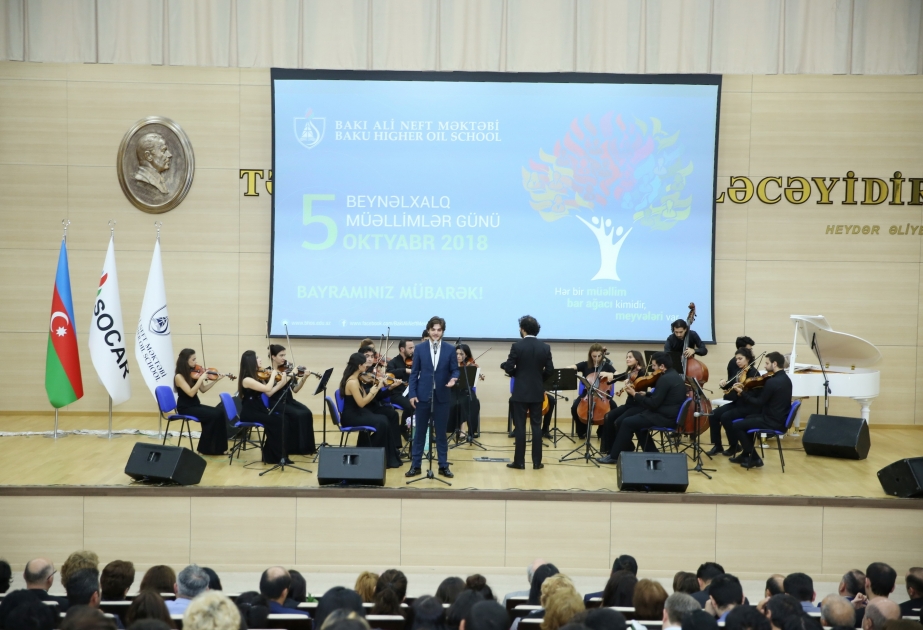 Gənclər Kamera Orkestri Bakı Ali Neft Məktəbinin qonağı olub