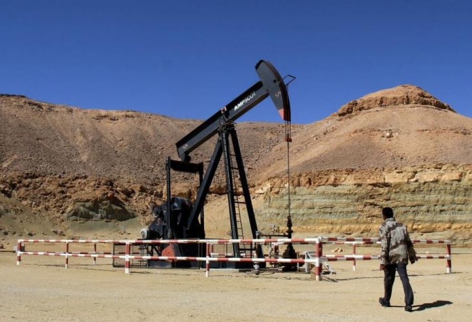 OPEC: Keçən ay qlobal neft tədarükü sutkalıq 99 milyon barrelə çatıb