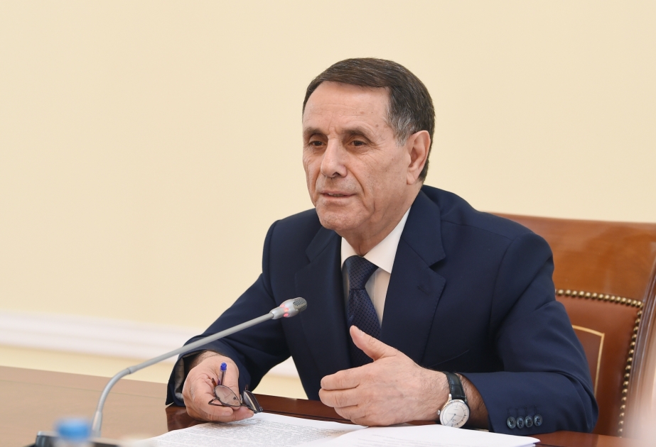 Sitzung des Apparats des Ministerkabinetts unter Premierminister Novruz Mammadov