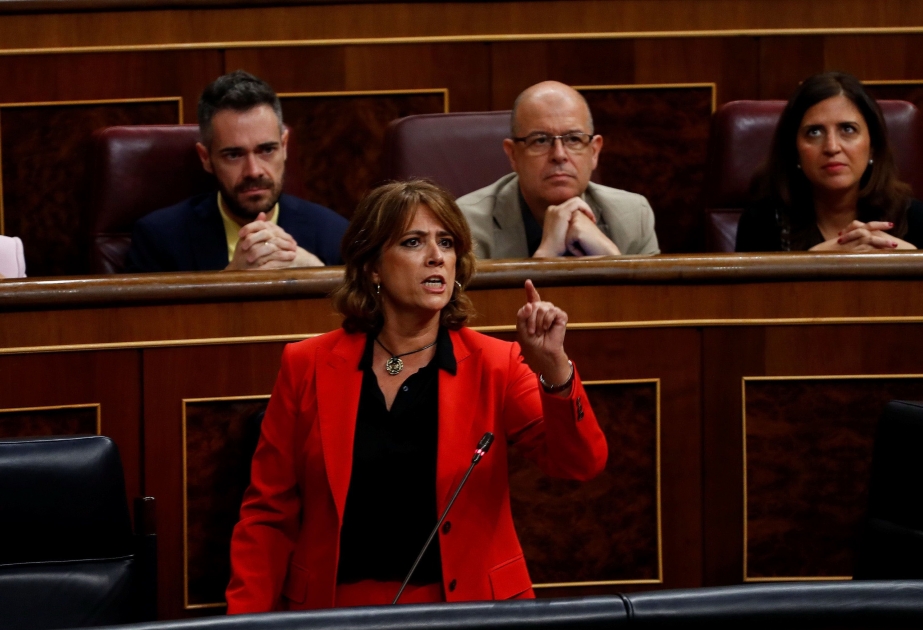 Испанский Конгресс требует отставки министра юстиции