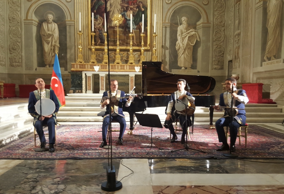 İtaliya Prezident Sarayında möhtəşəm Azərbaycan musiqilərindən ibarət konsert keçirilib VİDEO
