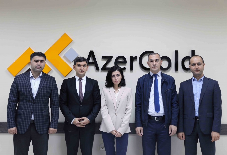 ЗАО AzerGold определило победителей стипендиатской программы, объявленной по случаю 100-летия АДР