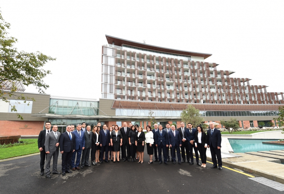 Le président azerbaïdjanais prend connaissance du Centre thermal et de santé de Lenkeran VIDEO