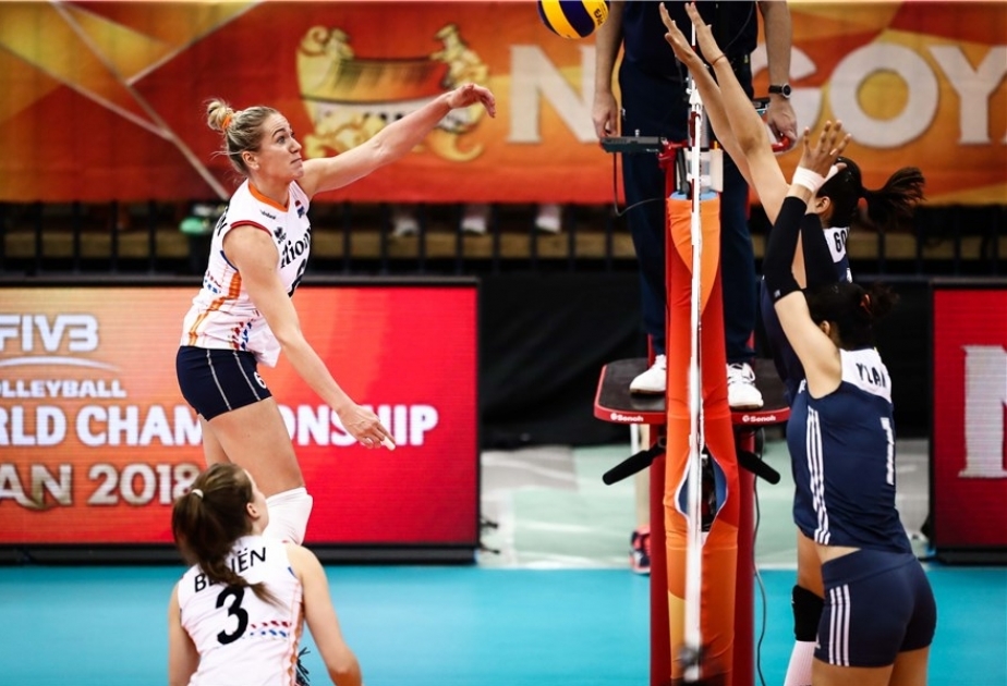 Yaponiyada qadınlar arasında voleybol üzrə dünya çempionatının üçüncü qrup mərhələsi başa çatıb
