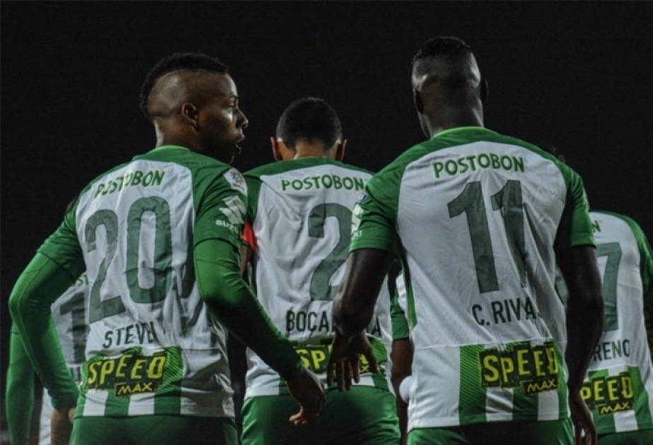 Kolumbiya çempionatında eyni klubun oyunçuları az qala savaşıblar