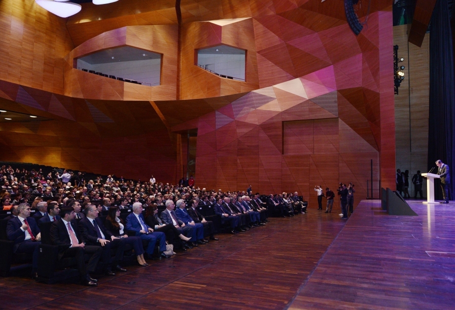 Erster nationaler Tourismusgipfel in Baku