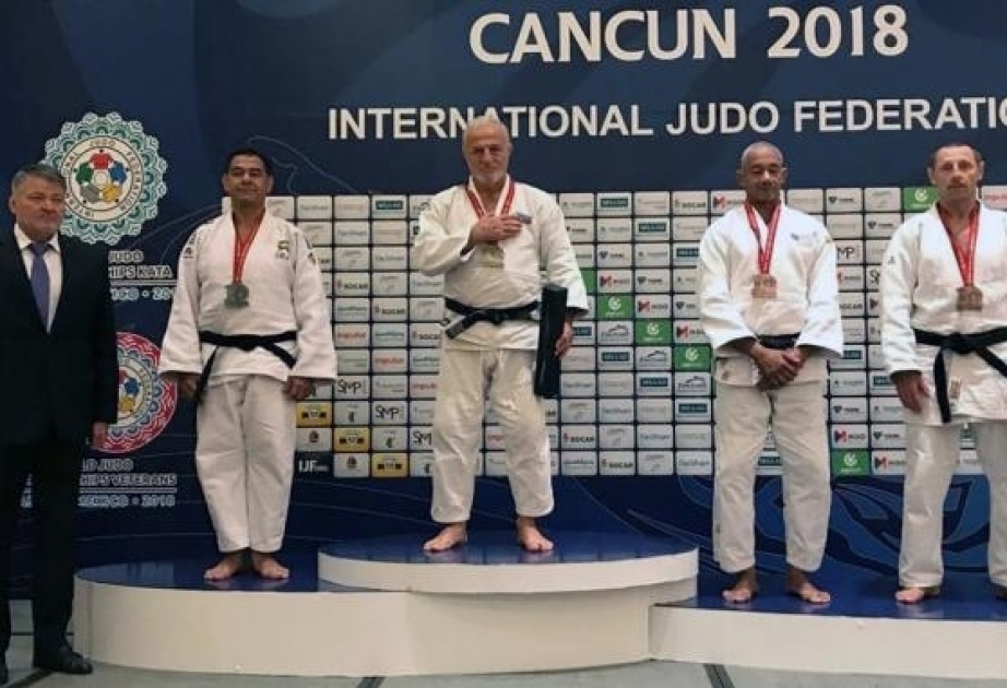Azerbaijani veteran judoka becomes eight-time world champion