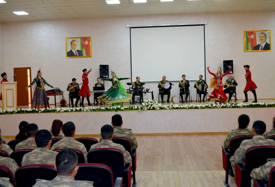 Dövlət Müstəqilliyi Günü münasibətilə Azərbaycan Ordusunda silsilə tədbirlər keçirilib