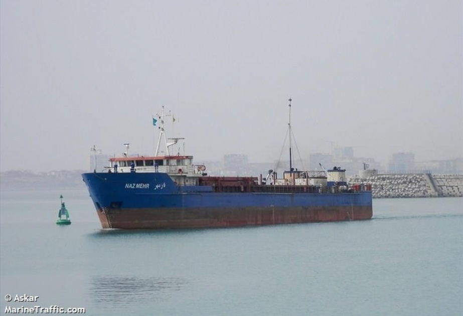تسمم افراد طاقم السفينة الايرانية في بحر الخزر ومصرع 3 منهم خفر السواحل الاذربيجاني ينقذ المتسممين