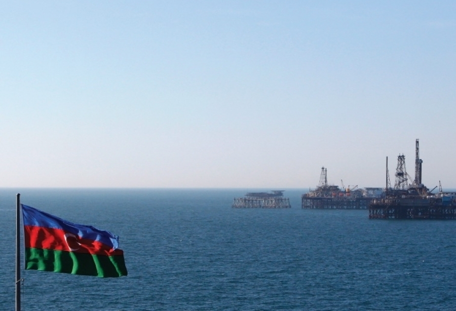 تجاوز سعر النفط الأذربيجاني 81 دولار أمريكي