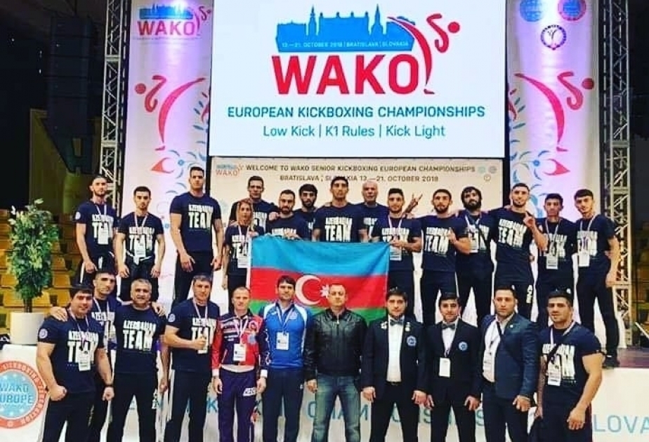 Fünf aserbaidschanische Kickboxer im EM-Finale