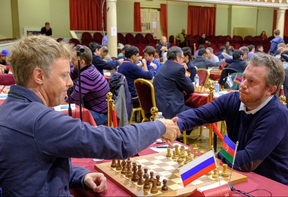 Представитель Азербайджана Аркадий Найдич и китайский шахматист Ван Хао лидеры турнира на острове Мэн