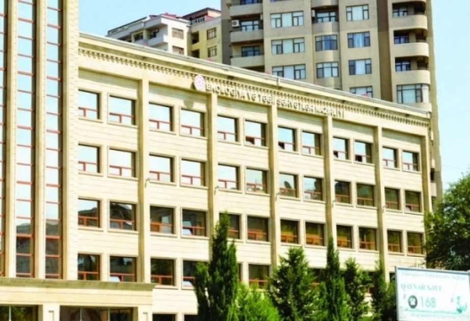 Nazirlik tərəfindən karxana istismarçılarına müasir texnologiyalarla işləmək tövsiyə olunub