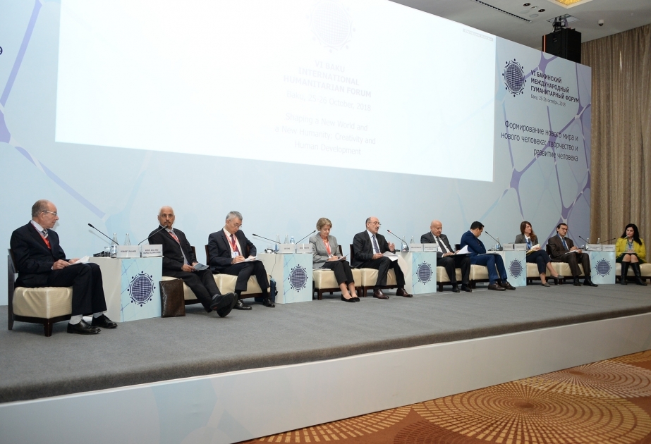 Dritte Plenarsitzung des Humanitären Forums dem 10. Jahrestag des Bakuer Prozesses gewidmet VIDEO