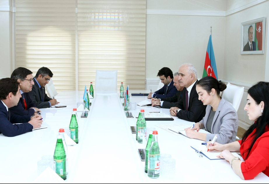 İqtisadiyyat Nazirliyində Beynəlxalq Humanitar Forumun iştirakçıları ilə görüşlər keçirilib
