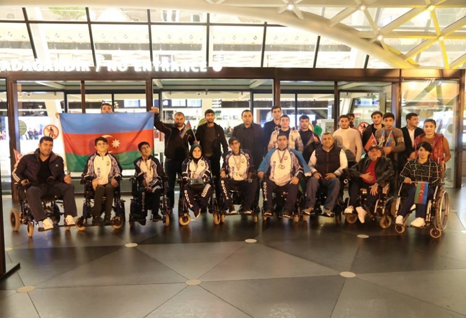 İtaliyada uğurla çıxış edən paralimpiyaçılarımız Vətənə qayıdıblar