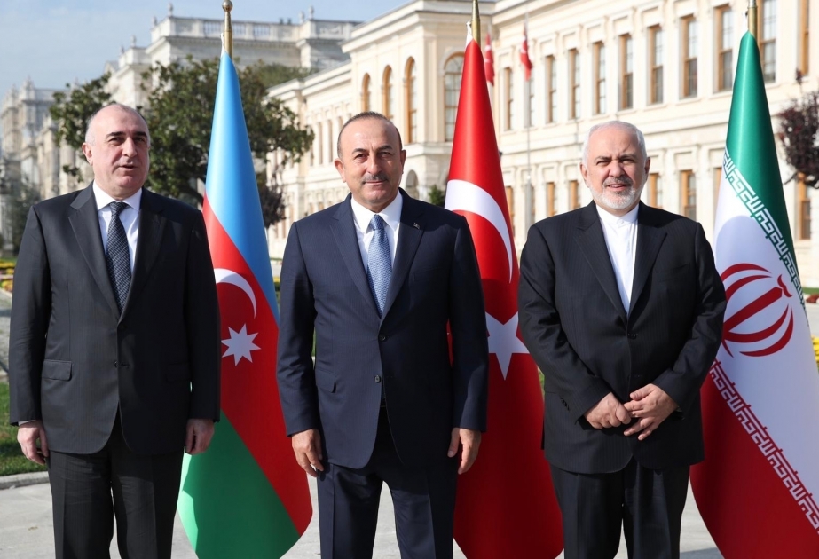 Les chefs de la diplomatie azerbaïdjanaise, turque et iranienne se sont réunis à Istanbul