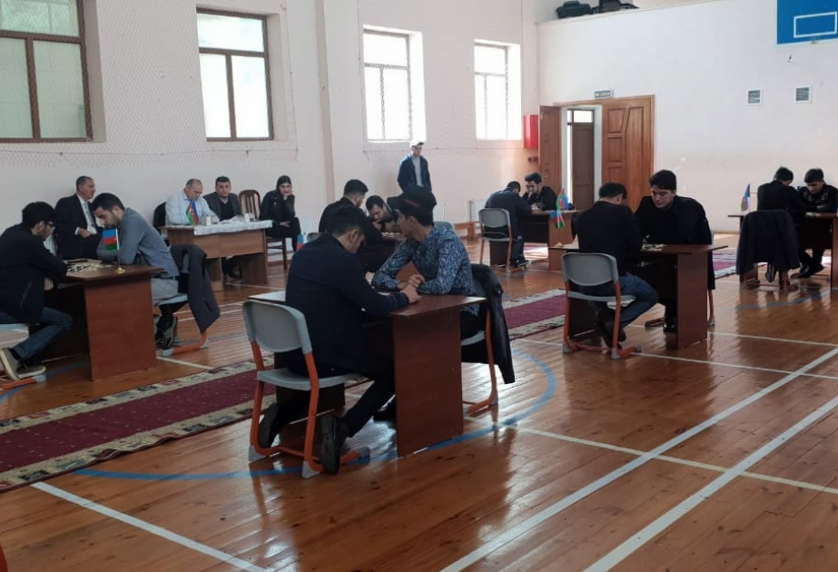 Tələbələr arasında dama və şahmat yarışlarının qalibləri müəyyənləşib