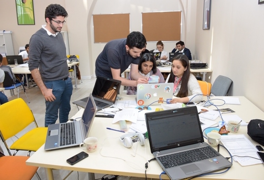 ® “Azercell” "Hackathon-AzIn 2018" müsabiqəsinə sponsorluq edib