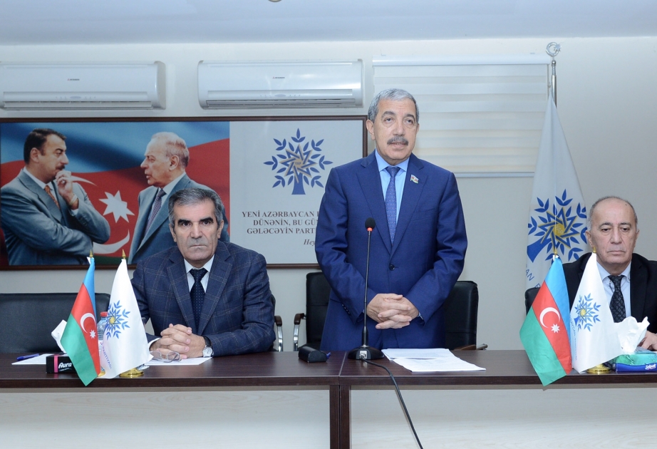 Yeni Azərbaycan Partiyası Səbail rayon təşkilatının idarə heyətinin geniş iclası keçirilib