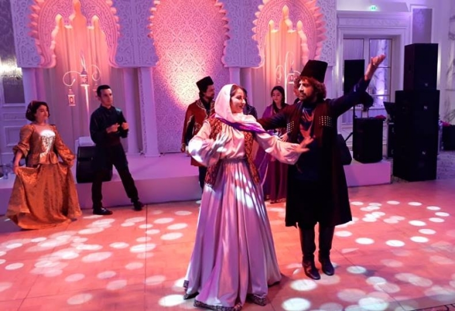Musiqili Teatrın yaradıcı gəncləri xarici qonaqları təəccübləndirib
