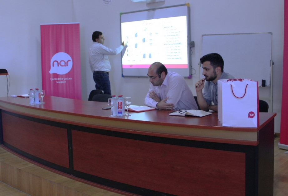 ®  Nar organizes mobile communication training for AzTU students