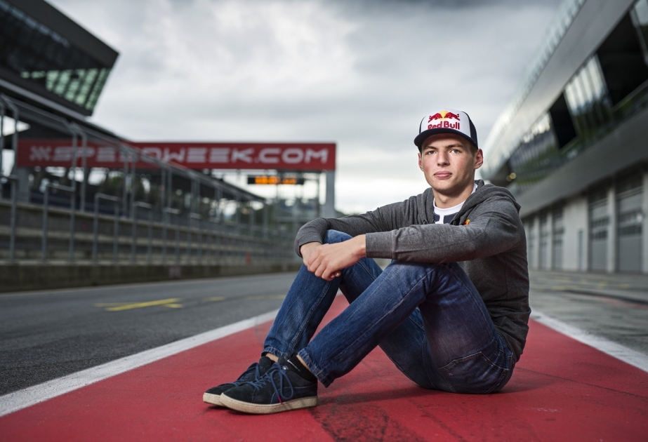 “Red Bull” Ferstappenin ən gənc Formula 1 çempionu olacağına ümid edir