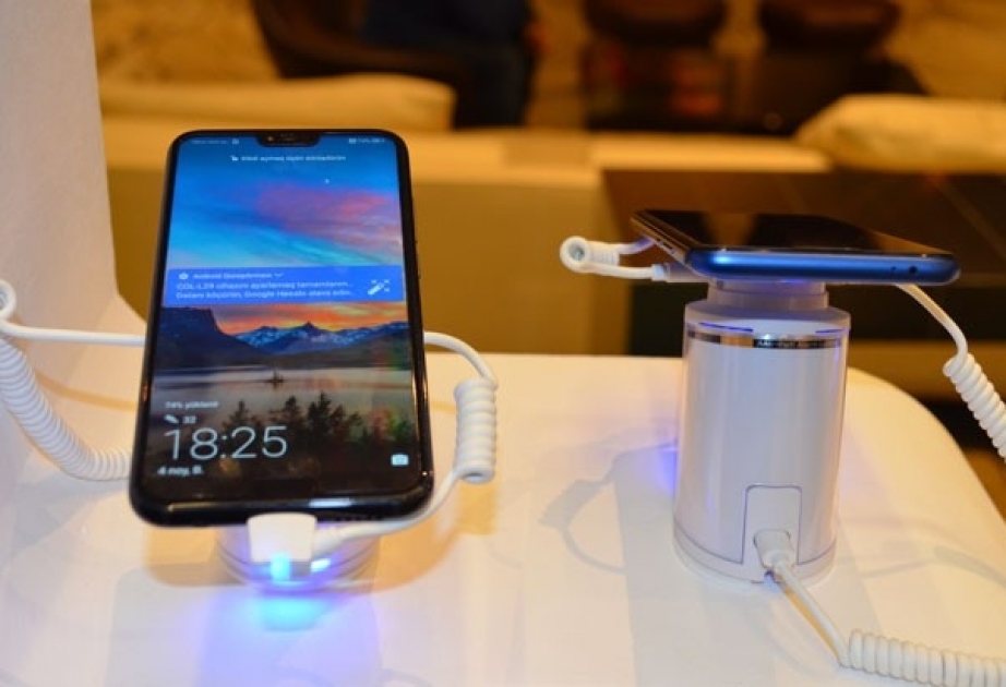 ®  Bakıda "Honor 8X" smartfonu təqdim edilib