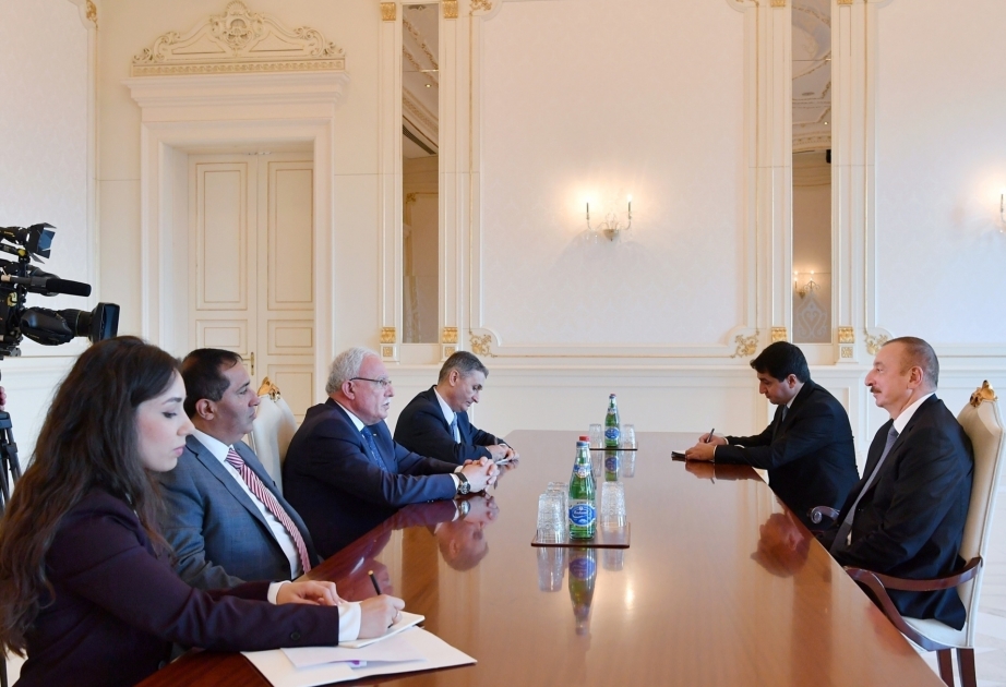 阿塞拜疆总统接见巴勒斯坦外交部长